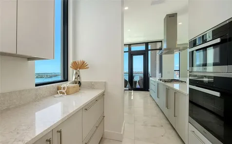 33 S Palm Avenue Sarasota FL 34236