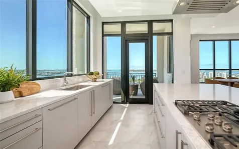33 S Palm Avenue Sarasota FL 34236