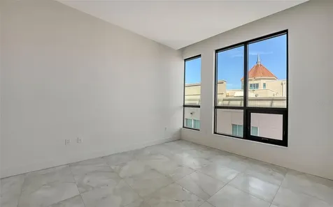 33 S Palm Avenue Sarasota FL 34236