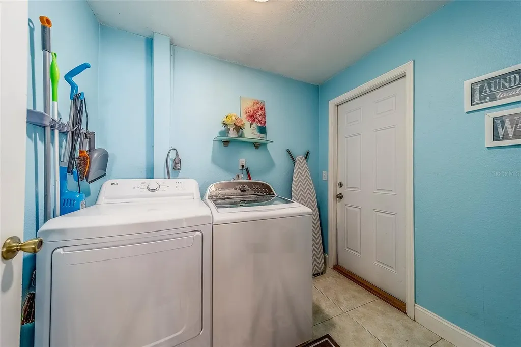 14414 91st Avenue Seminole FL 33776