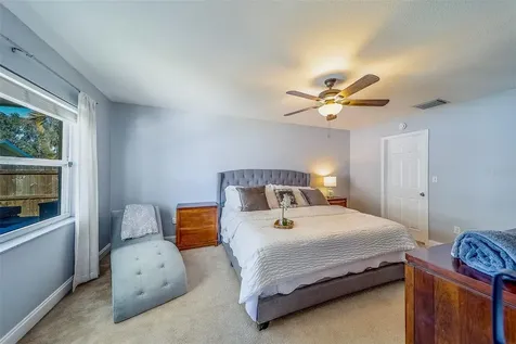 14414 91st Avenue Seminole FL 33776