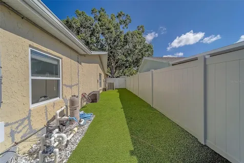 14414 91st Avenue Seminole FL 33776