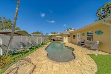 14414 91st Avenue Seminole FL 33776