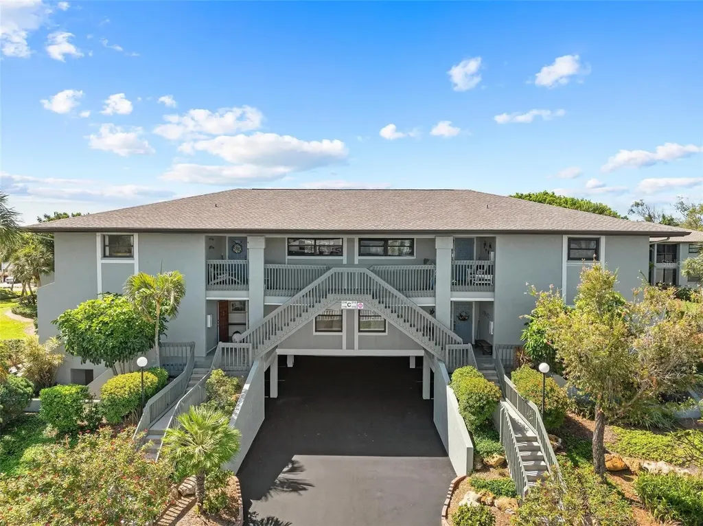 4255 Gulf Drive Holmes Beach FL 34217