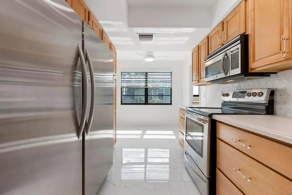 4255 Gulf Drive Holmes Beach FL 34217