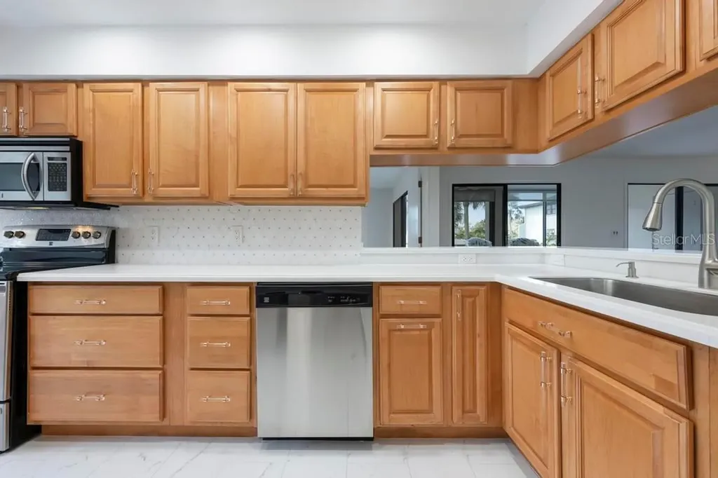 4255 Gulf Drive Holmes Beach FL 34217
