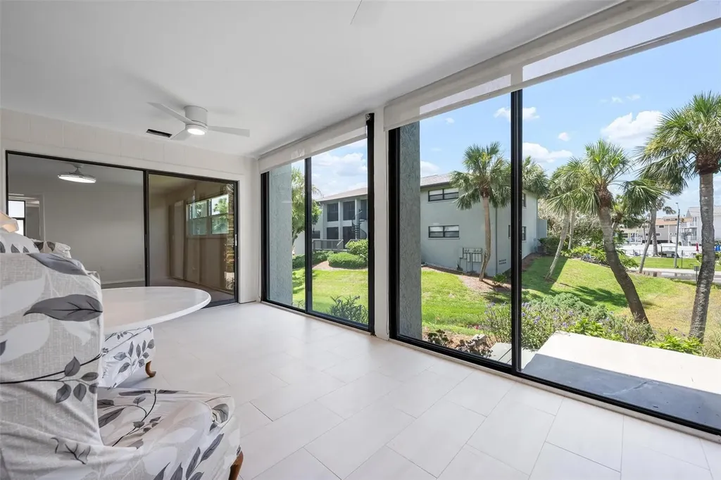 4255 Gulf Drive Holmes Beach FL 34217