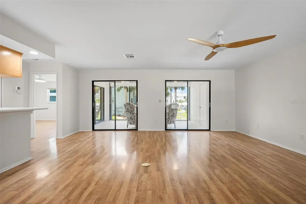 4255 Gulf Drive Holmes Beach FL 34217