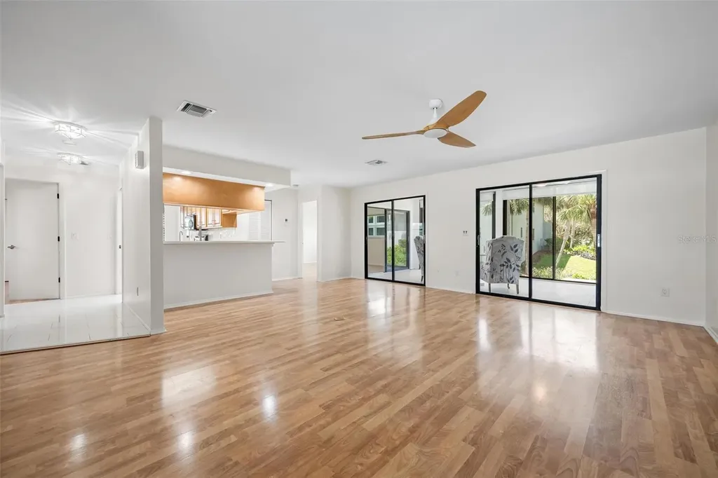 4255 Gulf Drive Holmes Beach FL 34217