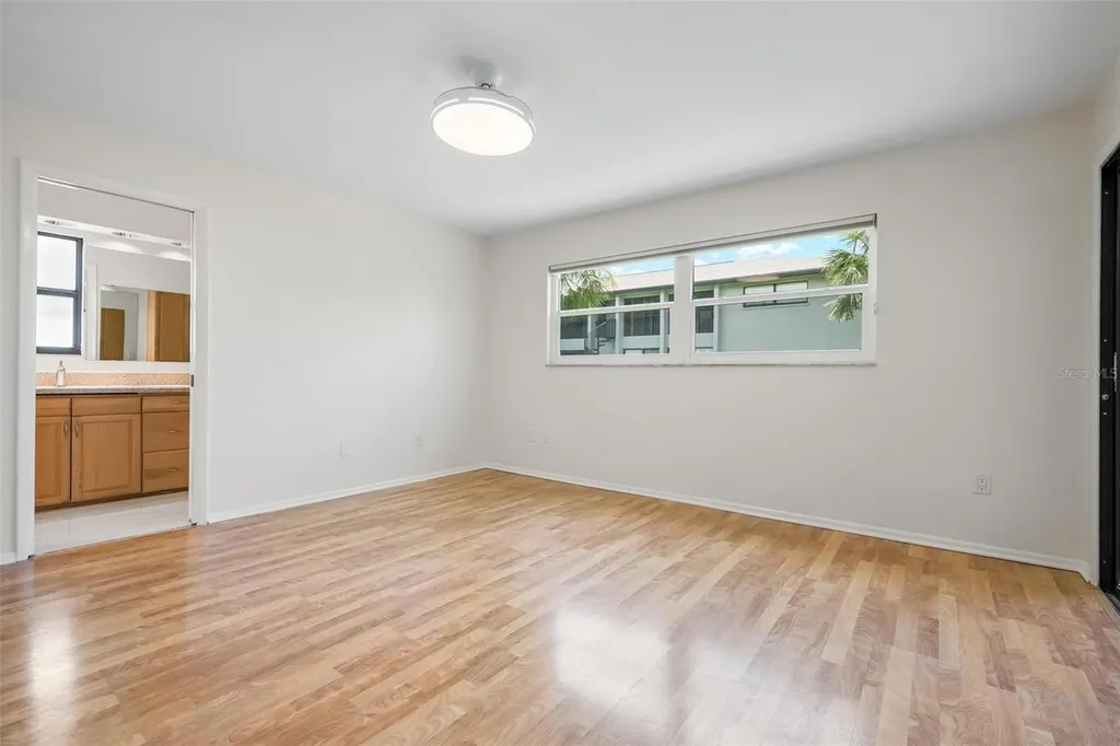 4255 Gulf Drive Holmes Beach FL 34217