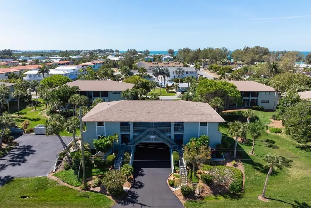 4255 Gulf Drive Holmes Beach FL 34217