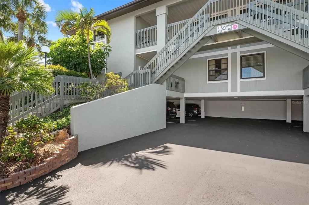 4255 Gulf Drive Holmes Beach FL 34217