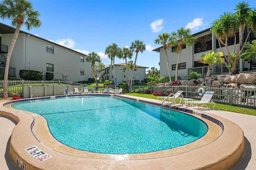 4255 Gulf Drive Holmes Beach FL 34217
