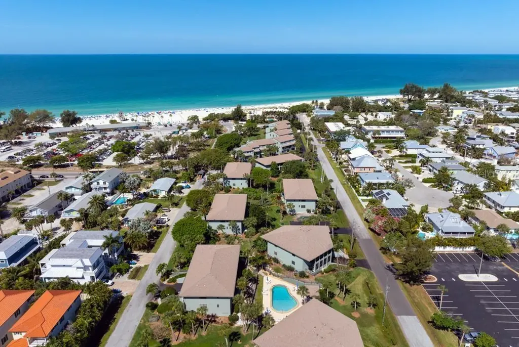 4255 Gulf Drive Holmes Beach FL 34217