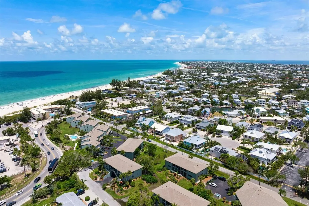 4255 Gulf Drive Holmes Beach FL 34217