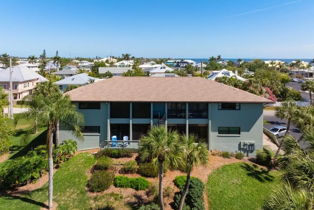 4255 Gulf Drive Holmes Beach FL 34217