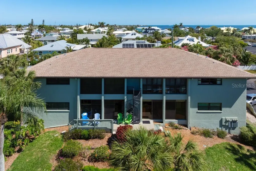 4255 Gulf Drive Holmes Beach FL 34217
