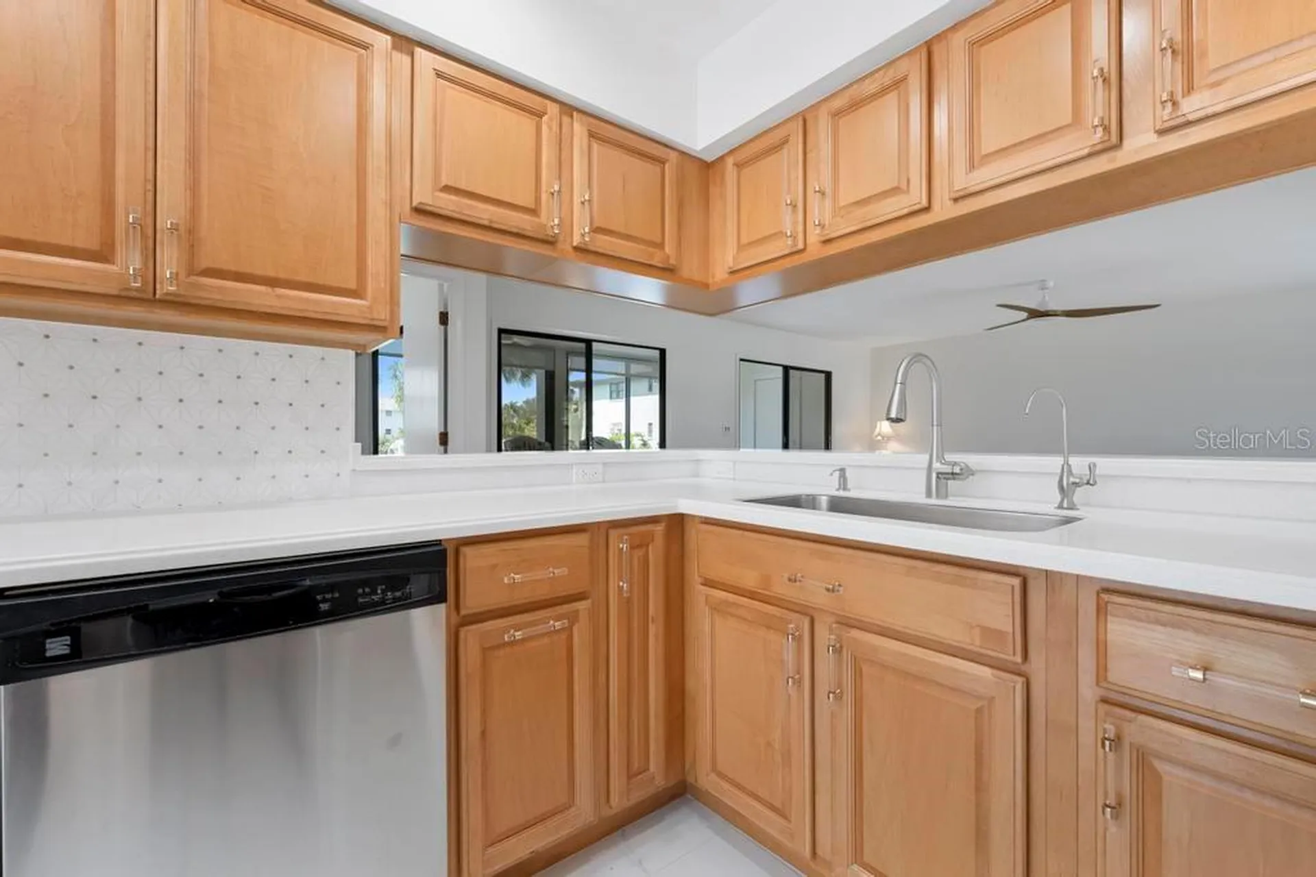 4255 Gulf Drive Holmes Beach FL 34217
