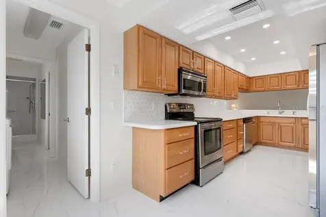 4255 Gulf Drive Holmes Beach FL 34217