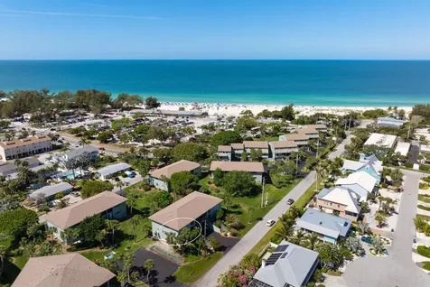 4255 Gulf Drive Holmes Beach FL 34217