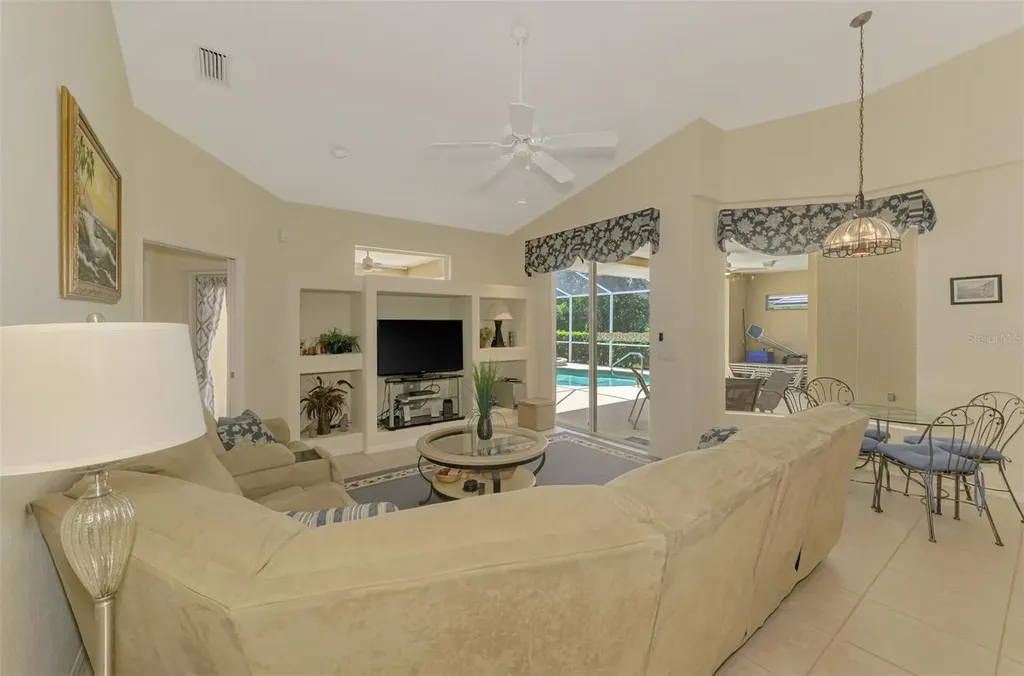 6644 Butlers Crest Drive Bradenton FL 34203