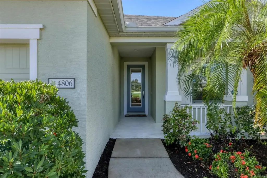 4806 Lake Breeze Terrace Sarasota FL 34243