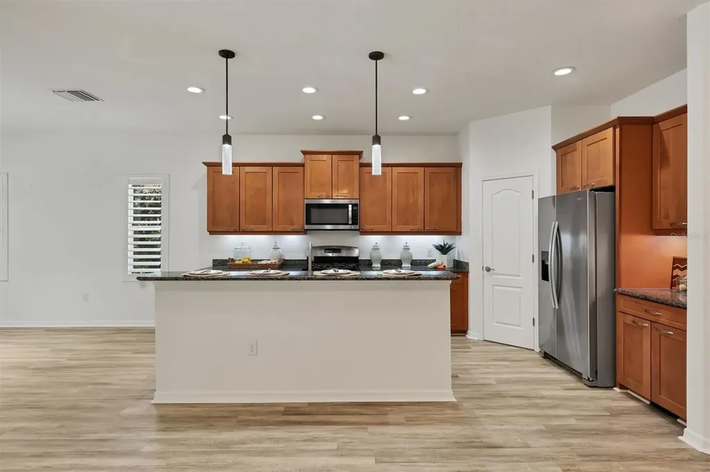 4806 Lake Breeze Terrace Sarasota FL 34243