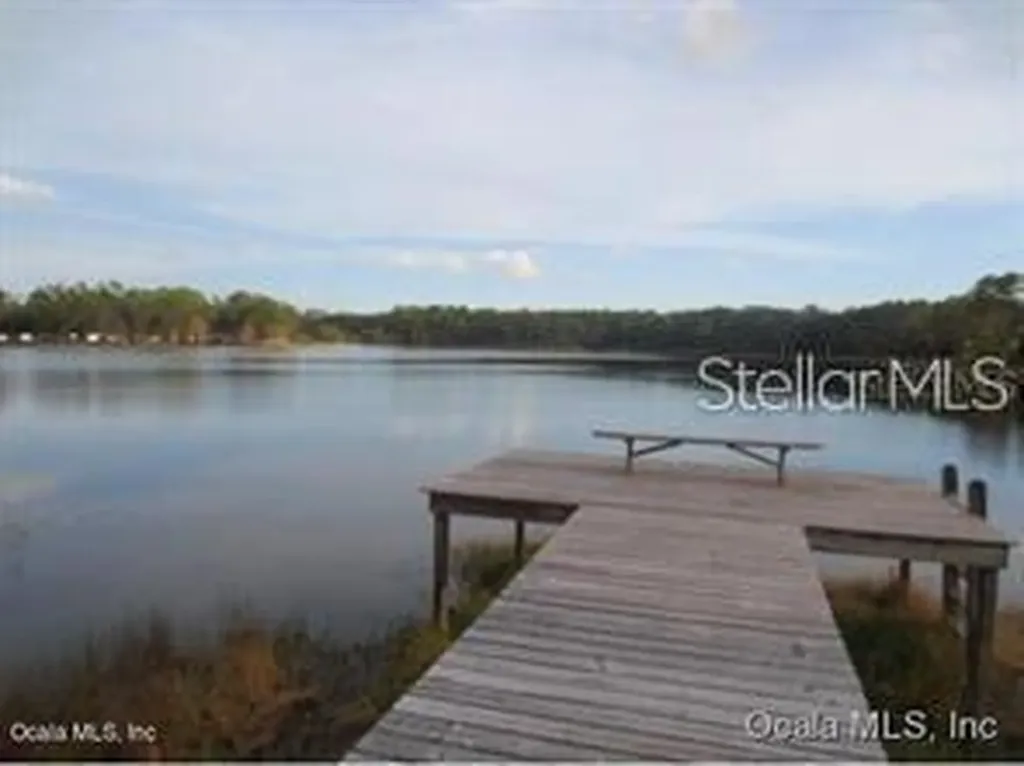 13025 NE 6th Place Silver Springs FL 34488