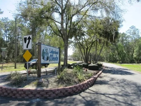 13025 NE 6th Place Silver Springs FL 34488