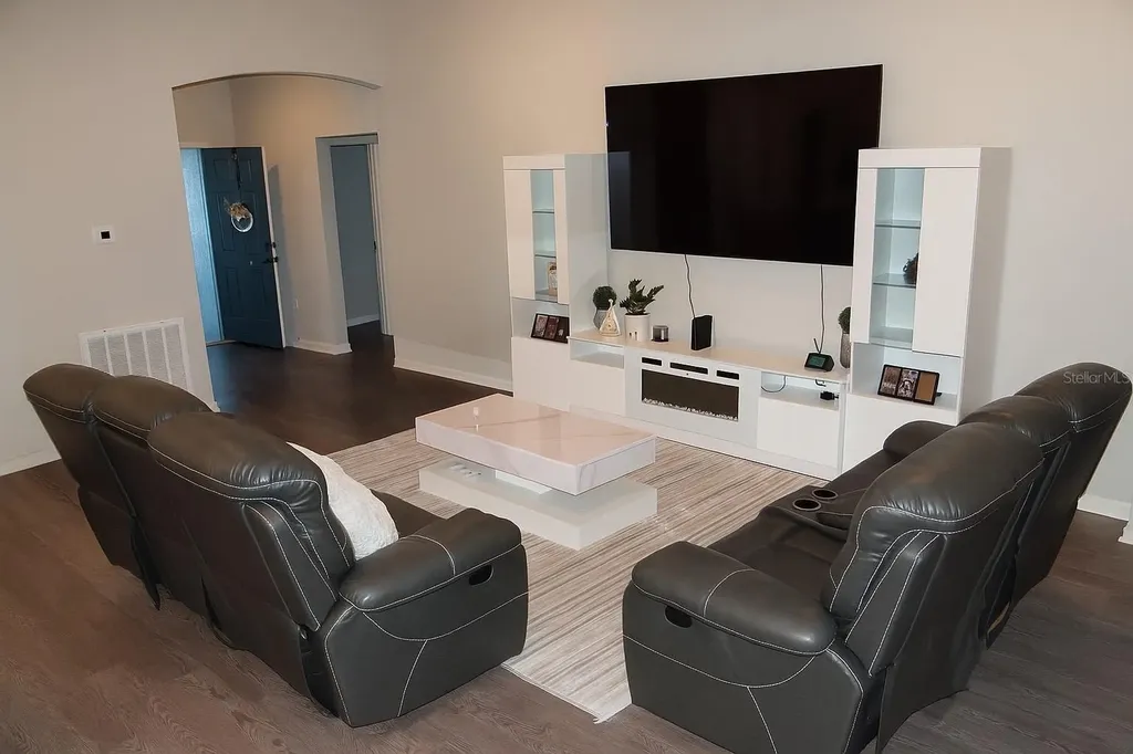 621 Vittorio Drive Winter Haven FL 33884