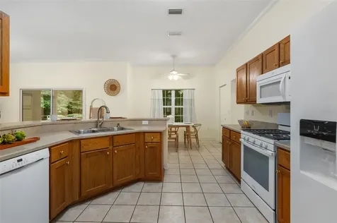 7259 White Oaks Road Alachua FL 32615