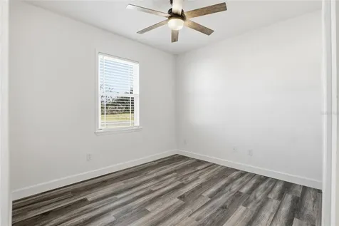 24302 SW 18th Lane Newberry FL 32669