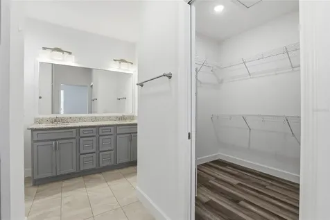 24302 SW 18th Lane Newberry FL 32669
