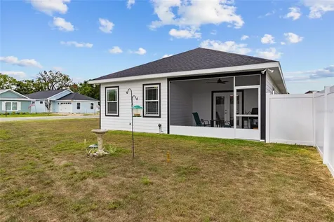 24302 SW 18th Lane Newberry FL 32669