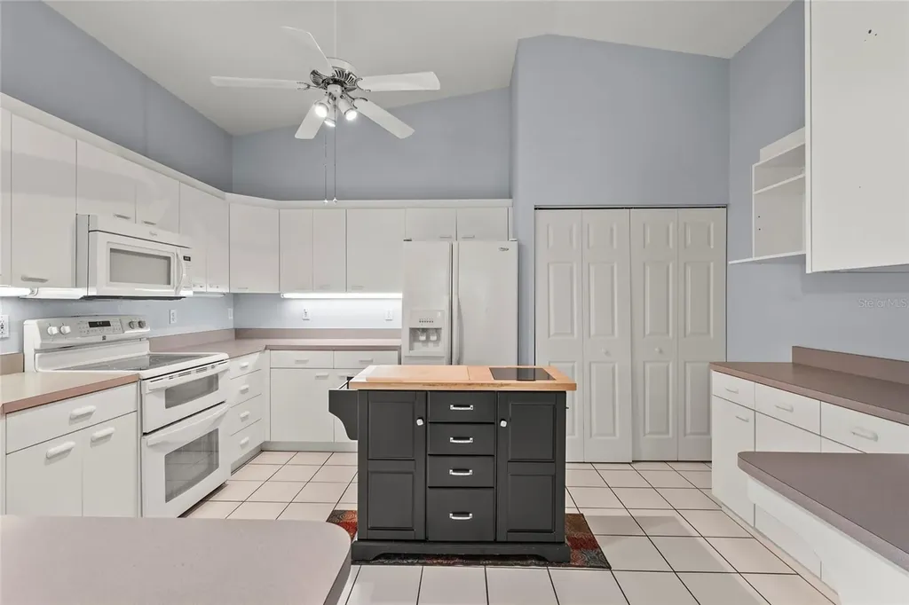 2417 Fairway Oaks Drive Palmetto FL 34221