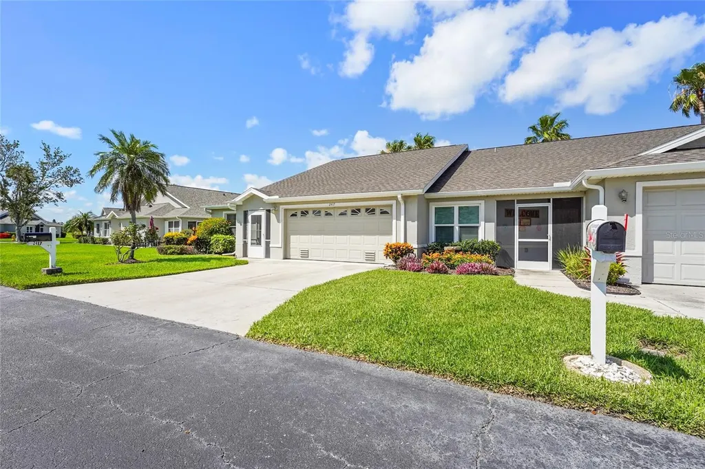 2417 Fairway Oaks Drive Palmetto FL 34221