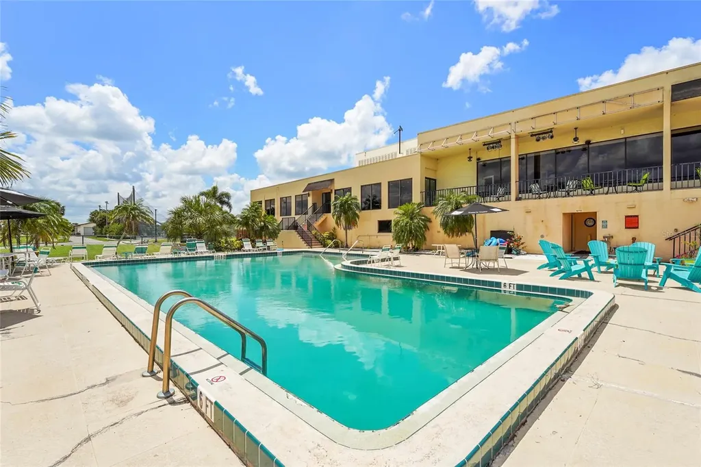 2417 Fairway Oaks Drive Palmetto FL 34221