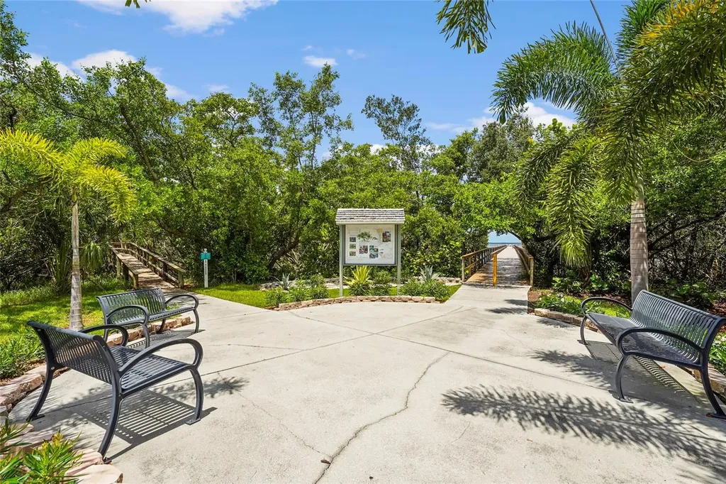 2417 Fairway Oaks Drive Palmetto FL 34221
