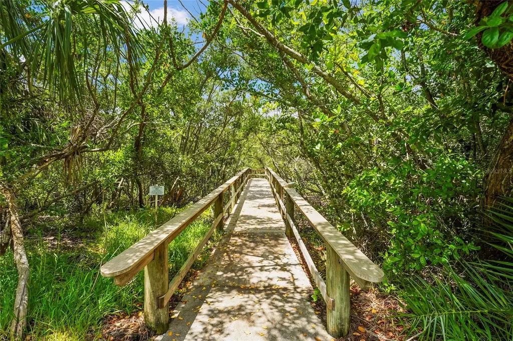 2417 Fairway Oaks Drive Palmetto FL 34221