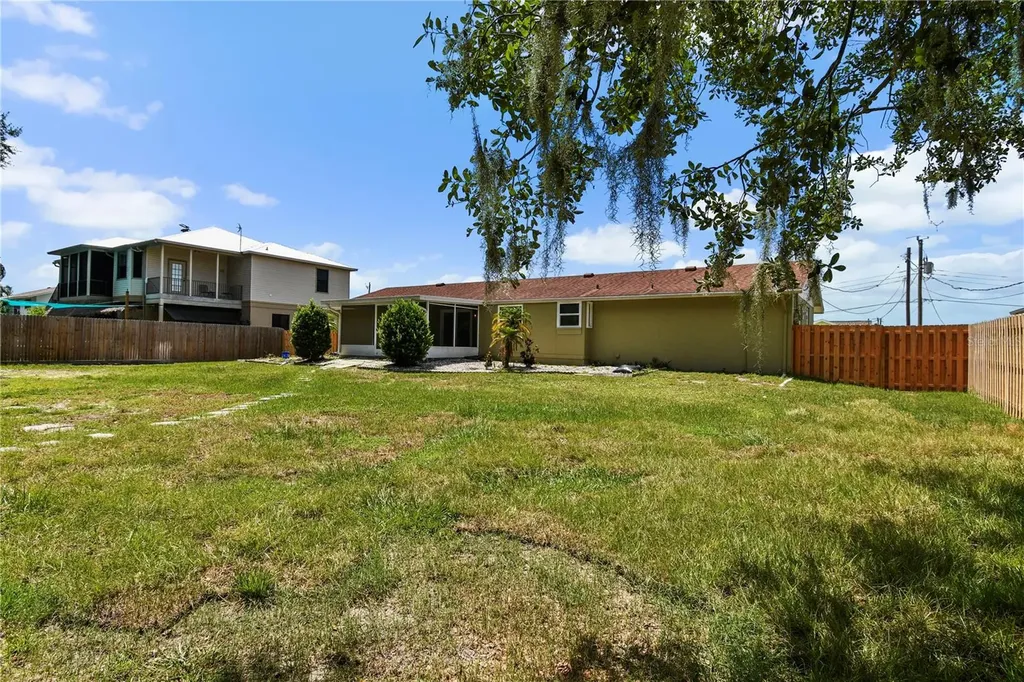 4612 8th Street Court E Ellenton FL 34222