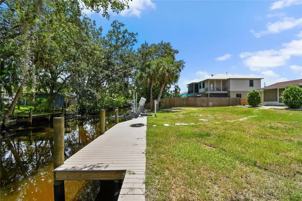 4612 8th Street Court E Ellenton FL 34222