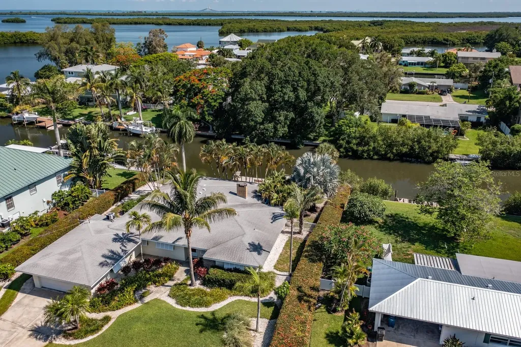 4385 Pompano Lane Palmetto FL 34221