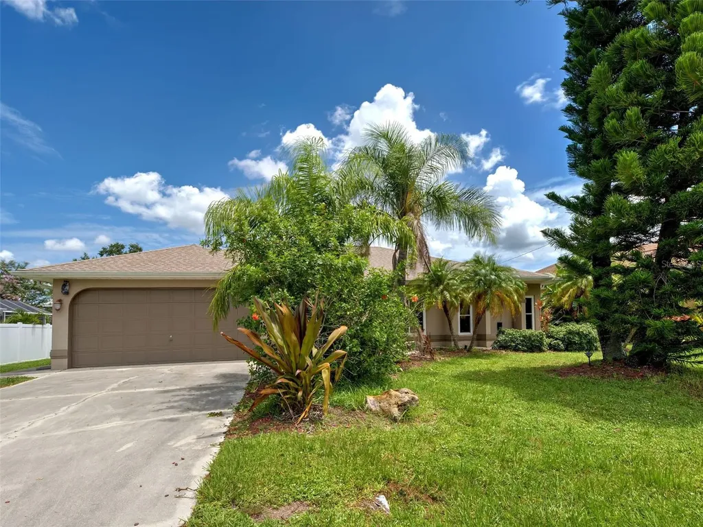 23102 Madelyn Avenue Port Charlotte FL 33954