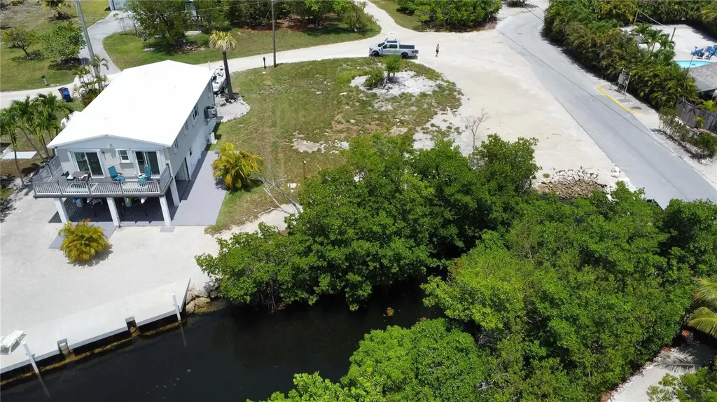 2080 Coral Way Big Pine Key FL 33043