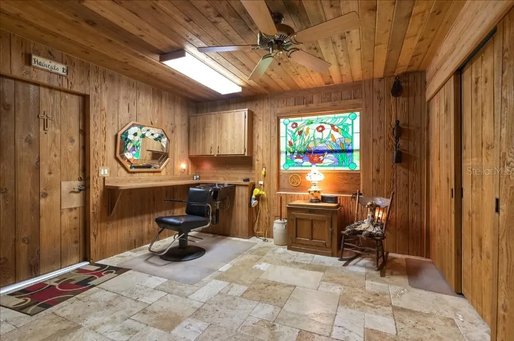 935 Ranch Road Tarpon Springs FL 34688