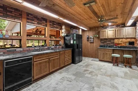935 Ranch Road Tarpon Springs FL 34688