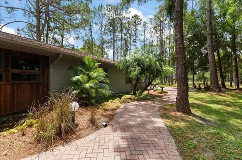 935 Ranch Road Tarpon Springs FL 34688