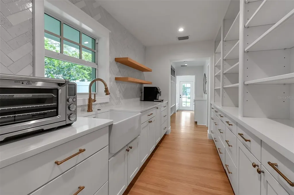 1838 Alta Vista Street Sarasota FL 34236