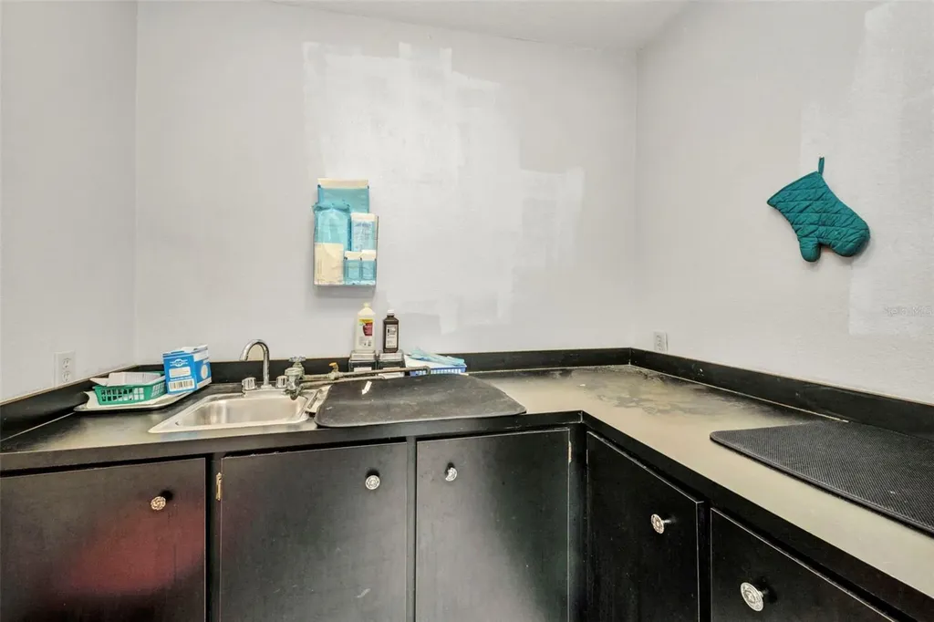 3417 Tamiami Trail Port Charlotte FL 33952