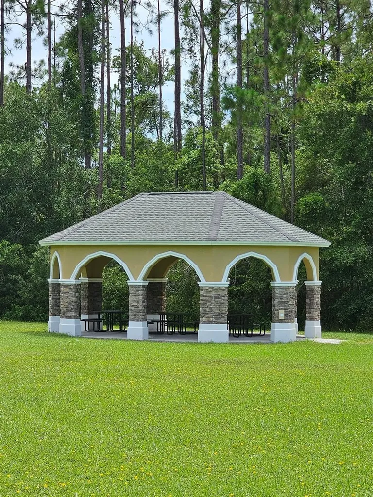 2802 Devonoak Boulevard Land O Lakes FL 34638